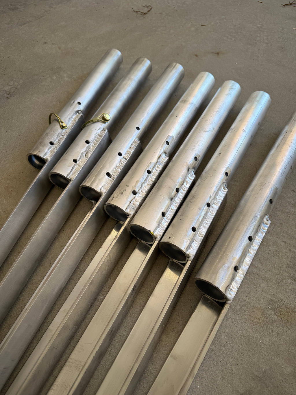 Heavy duty sand spike