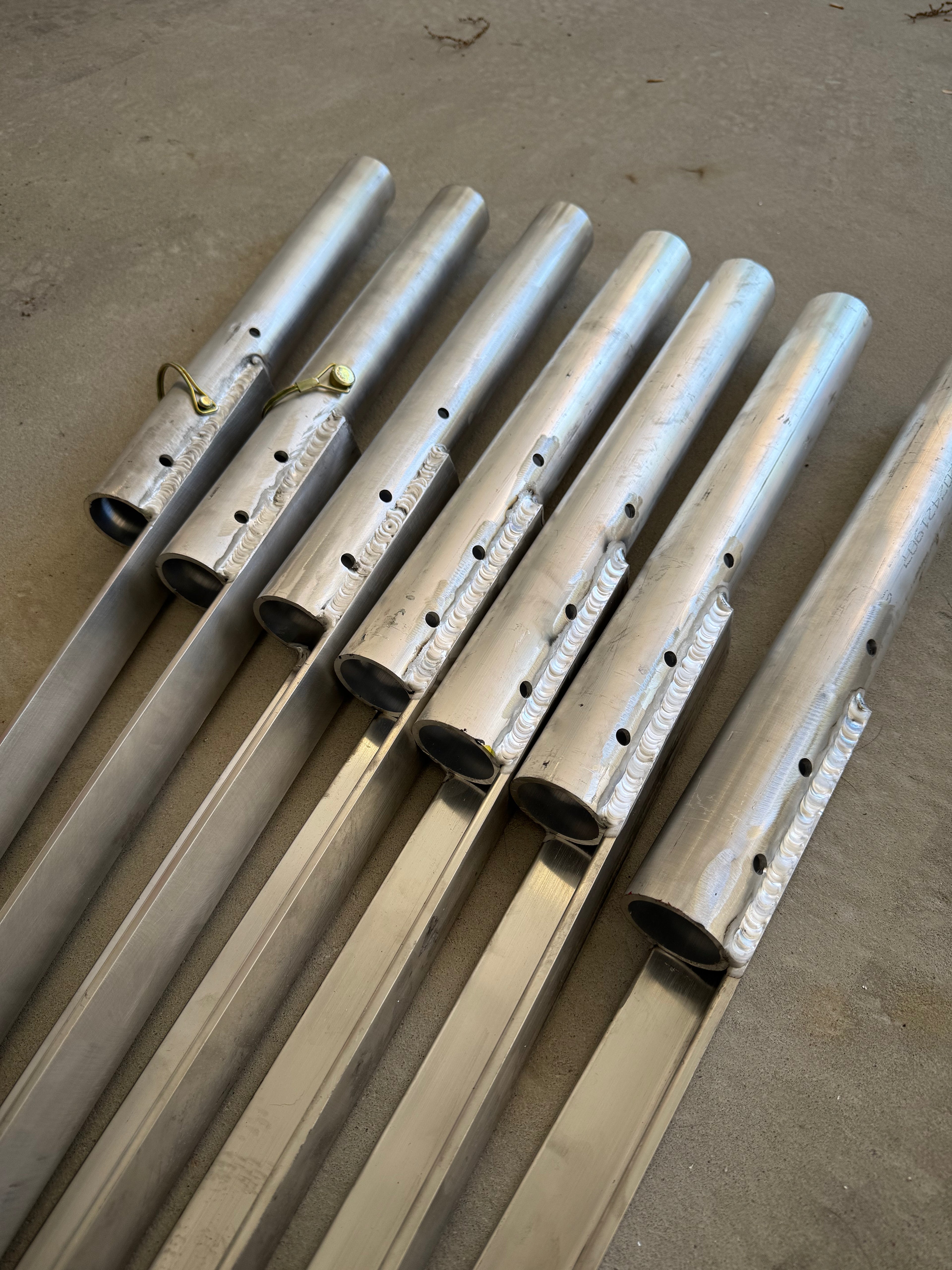 Heavy duty sand spike