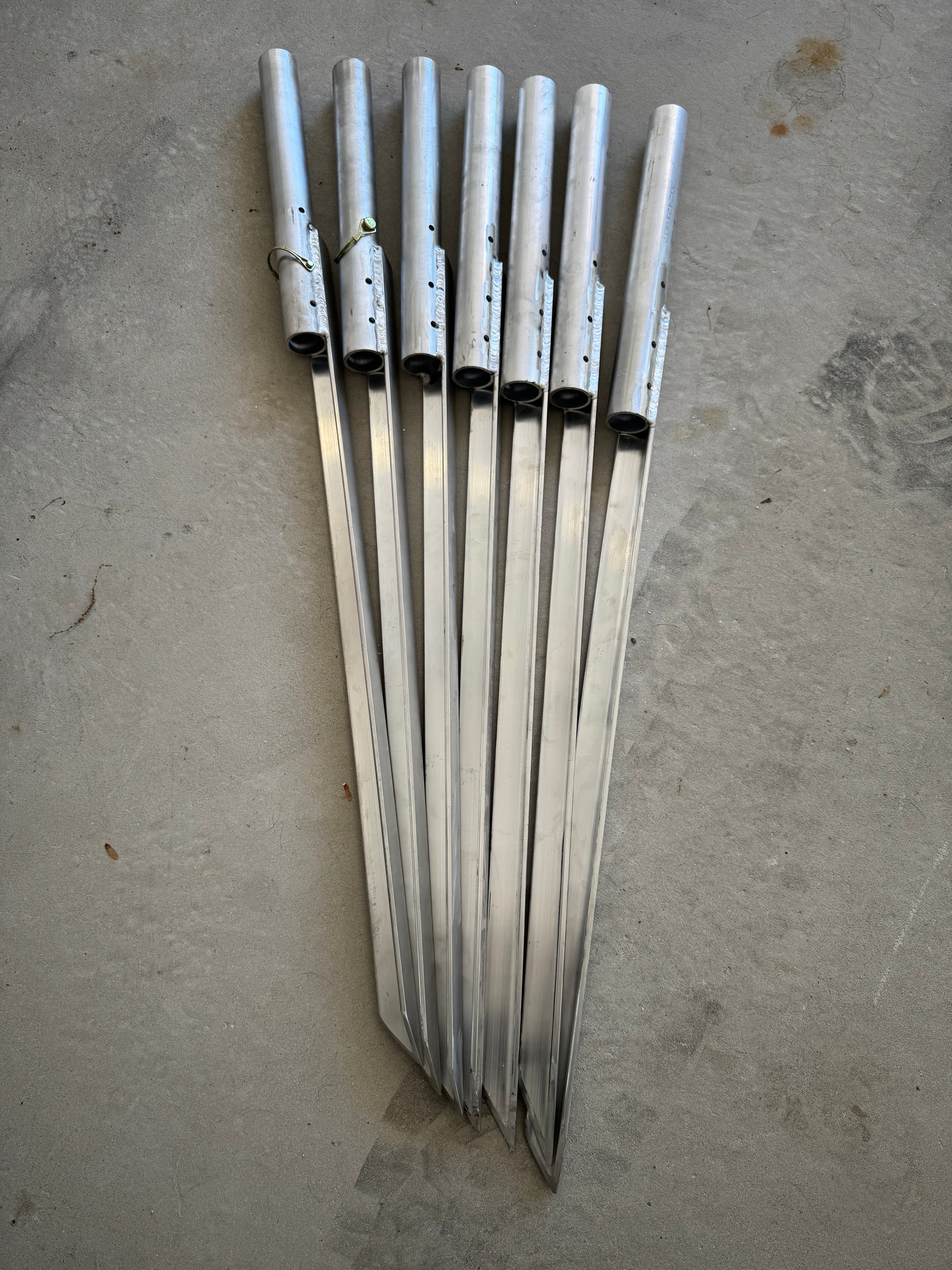 Heavy duty sand spike